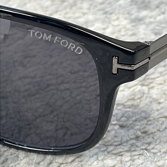 New Tom Ford Todd TF880 01A Unisex Aviator Sunglasses Black FT0880 - Picture 6 of 16